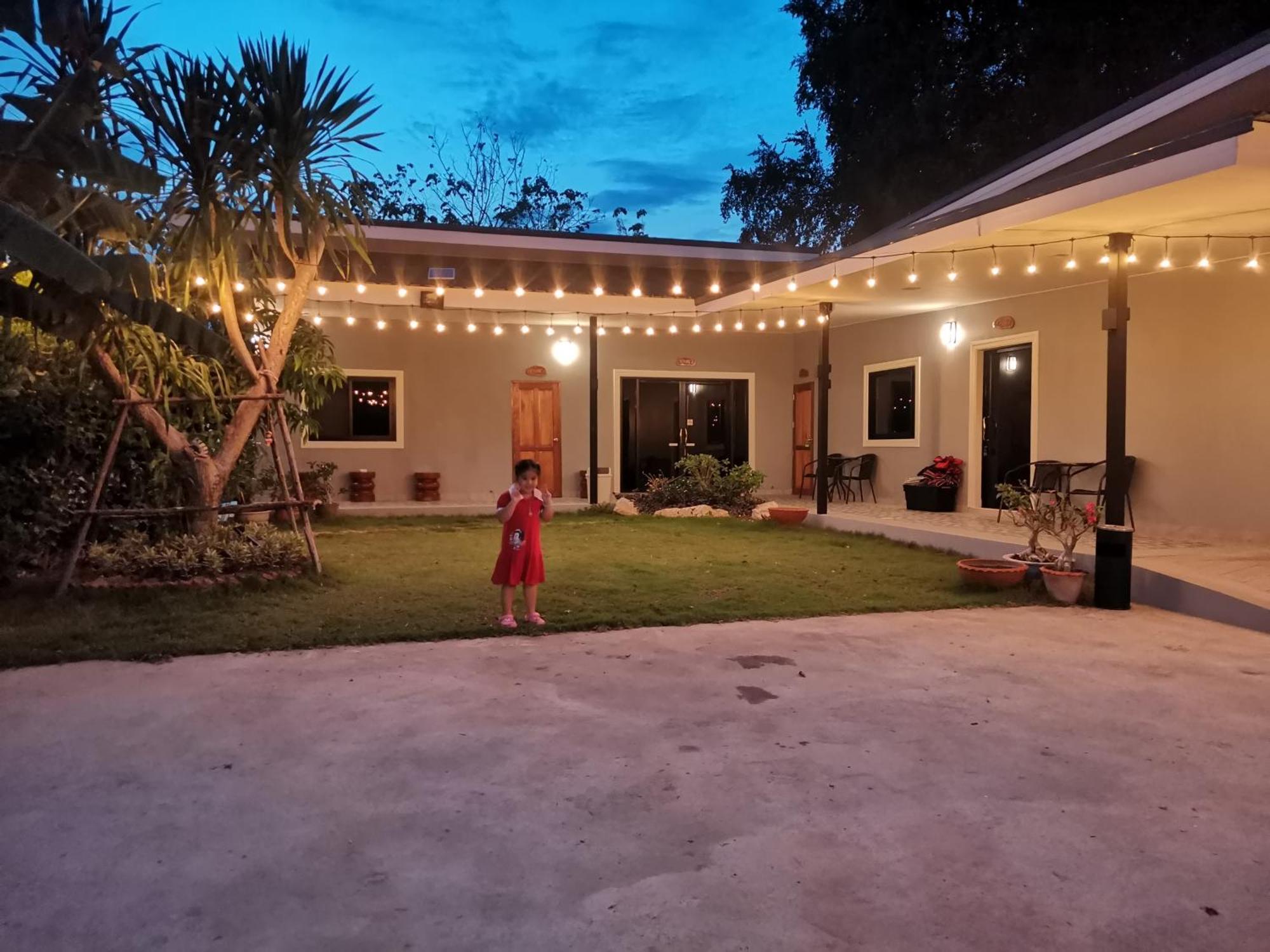 Numhom Resort Ban Nong Chum Saeng Exterior foto